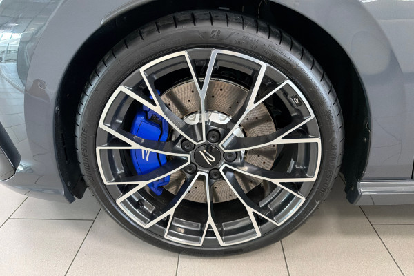 Volkswagen Golf R 8.5