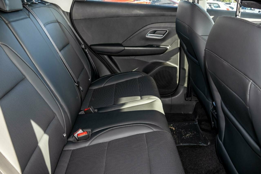 2025 MG ZS ZS32 Essence Turbo SUV Image 9