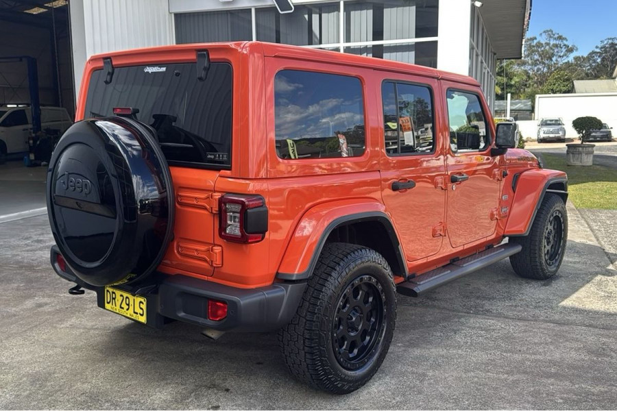 2018 Jeep Wrangler JK Overland SUV Image 5