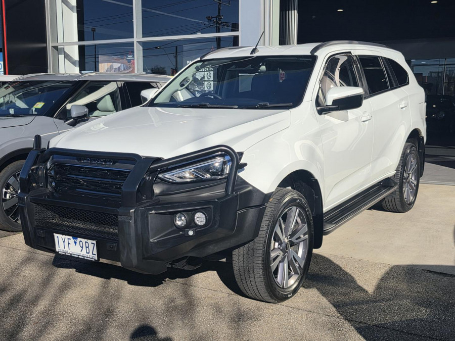 2023 Isuzu MU-X RJ LS-T SUV Image 1