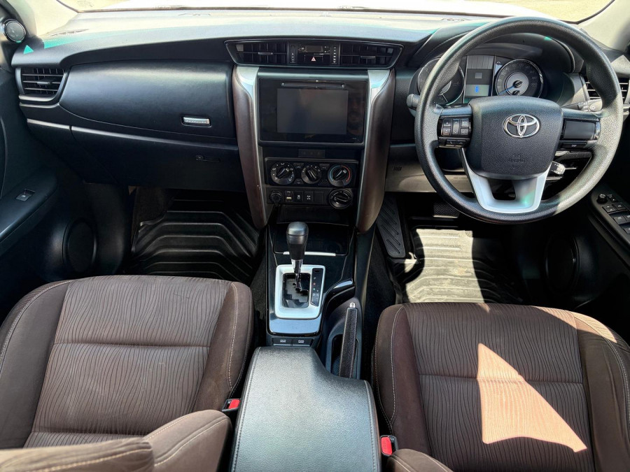 2017 Toyota Fortuner GUN156R GX SUV Image 13