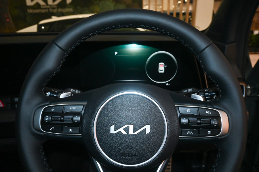 2025 Kia Sportage NQ5 HEV GT-Line SUV Image 12