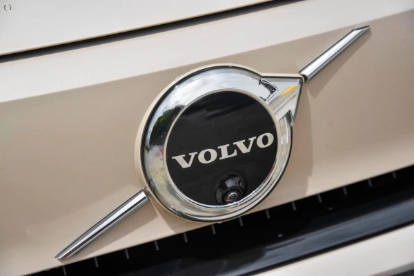 2026 MY27 Volvo EX40  Ultra Twin Motor Performance SUV Image 10