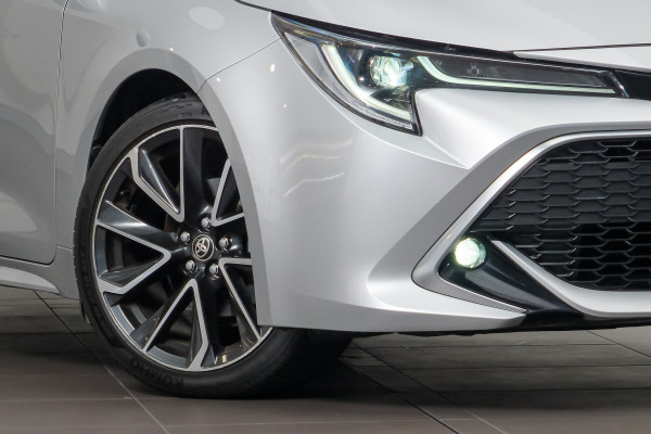2019 Toyota Corolla MZEA12R ZR Hatch image 6