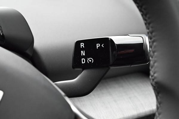 2026 Volvo EX30  Single Motor Extended Range Plus SUV Image 19