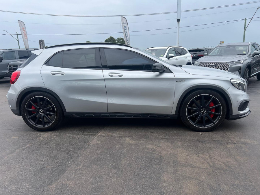 2016 Mercedes-Benz GLA-Class X156 GLA45 AMG SUV Image 2