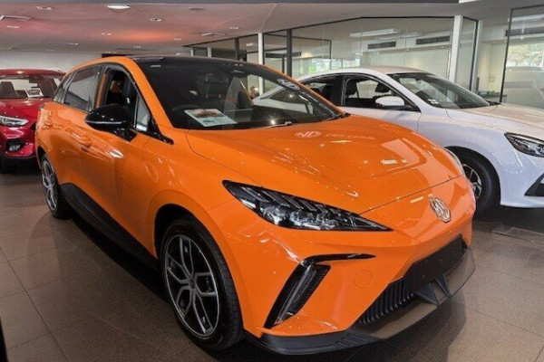2024 MG MG4 MEH32 Essence 64 Hatch