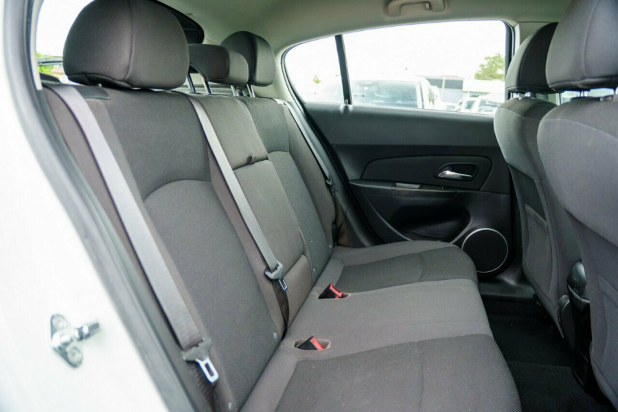2012 Holden Cruze JH Series II CD Sedan Image 9