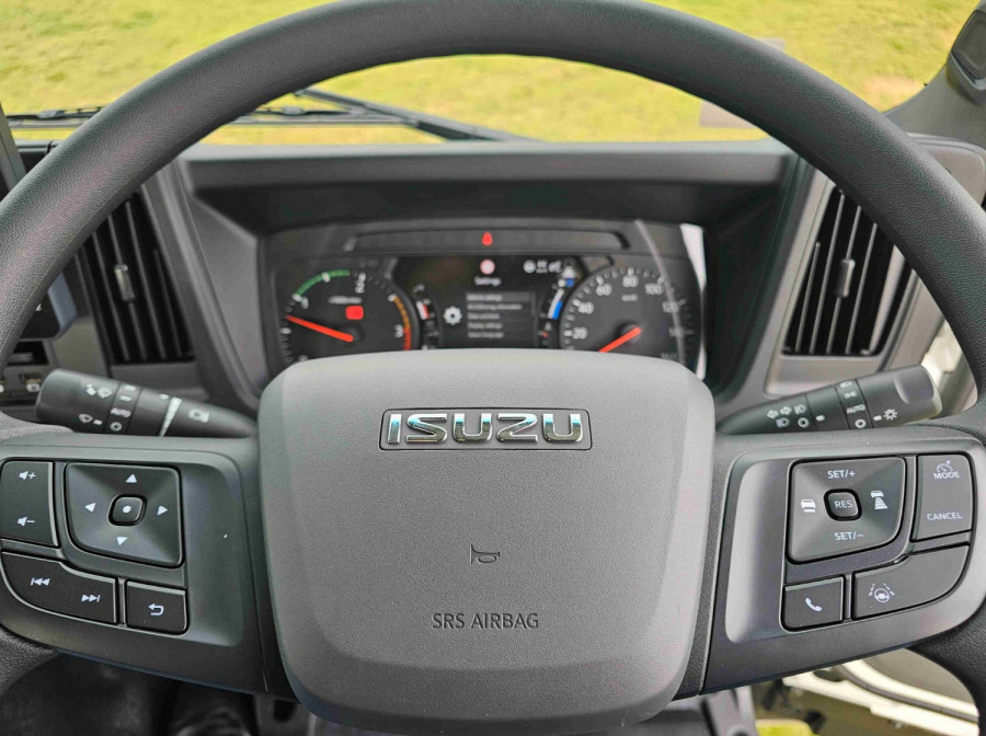 2025 Isuzu FVZ 260-300 AT R55 Cab Chassis Image 16