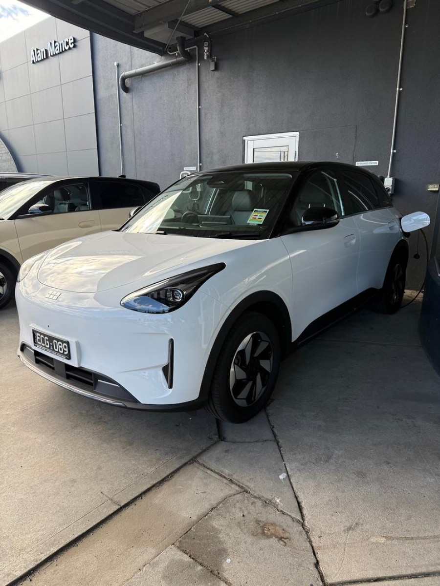 2026 MY27 Geely EX2 E22H Inspire Hatch Image 3