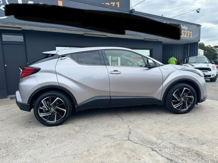 2019 Toyota C-HR NGX10R Koba SUV Image 5