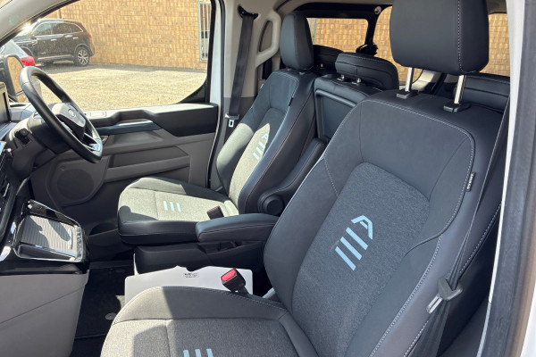 2024 MY24.5 Ford Tourneo AV Active People Mover Image 19