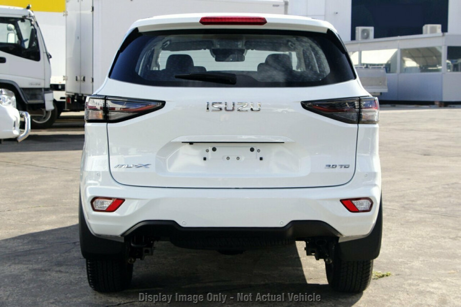 2024 Isuzu MU-X RJ LS-M SUV Image 15