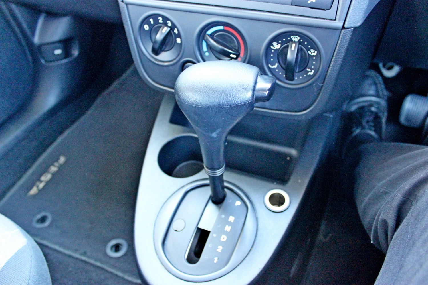 2006 Ford Fiesta WQ LX Hatchback Image 13