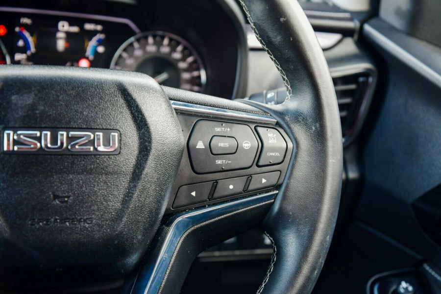 2023 MY24 Isuzu MU-X RJ LS-T SUV Image 14