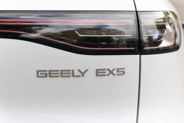 2026 MY27 Geely EX5 E245 Inspire Extended Range SUV Image 28