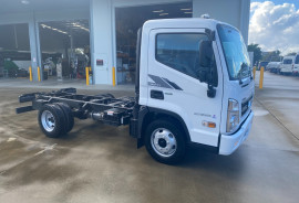 2022 Hyundai EX4/6 Mighty Automatic Cab chassis
