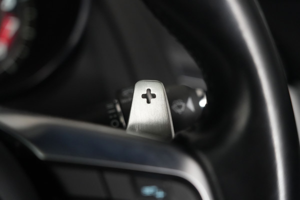 2018 Jaguar F-TYPE R 5.0 SC V8 Coupe image 27