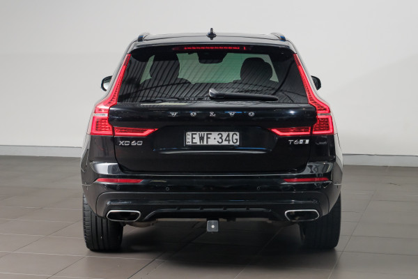 2019 Volvo XC60 UZ T8 R-Design SUV image 5