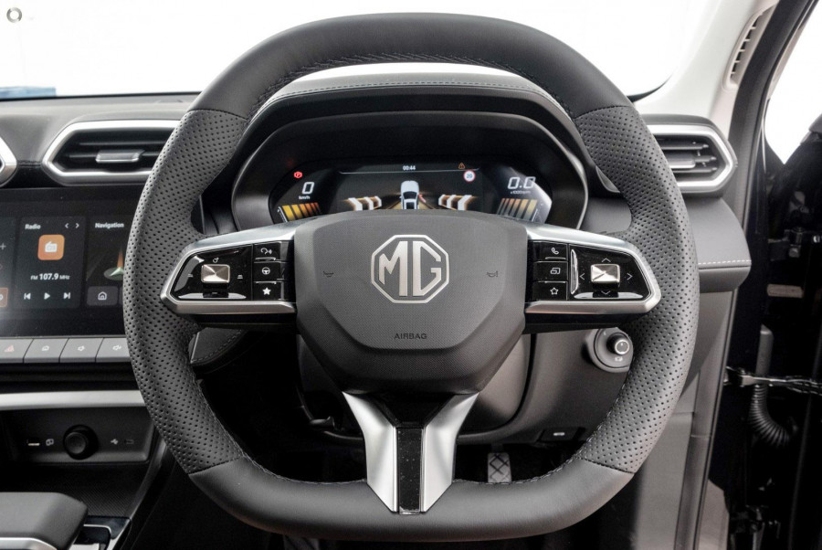 2025 MG ZS ZS32 Essence Hybrid+ SUV Image 8