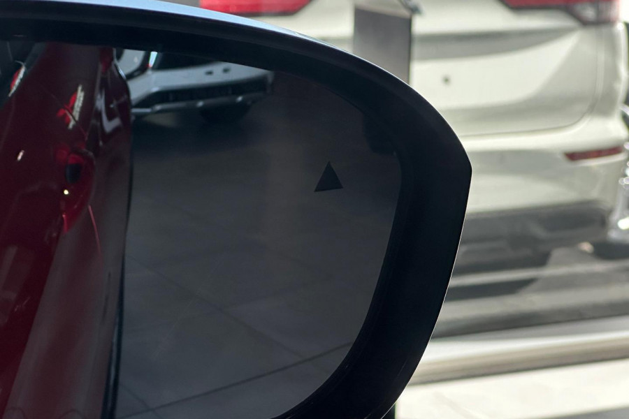2024 Mitsubishi Outlander ZM LS SUV Image 7