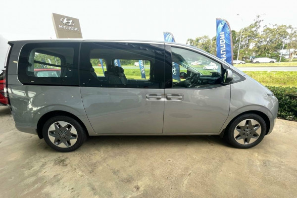 2025 Hyundai Staria US4.V3  People Mover