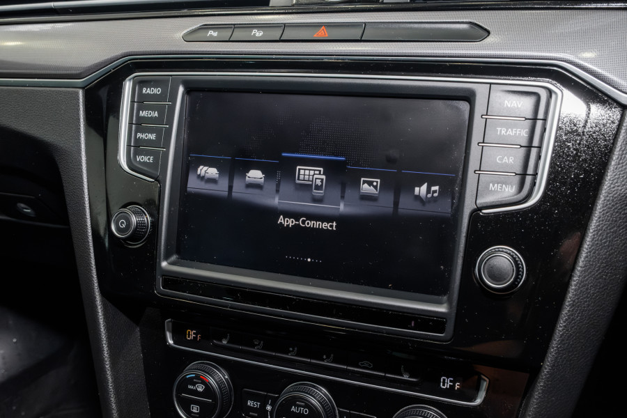 2016 MY17 Volkswagen Passat B8 132TSI Comfortline Wagon Image 14
