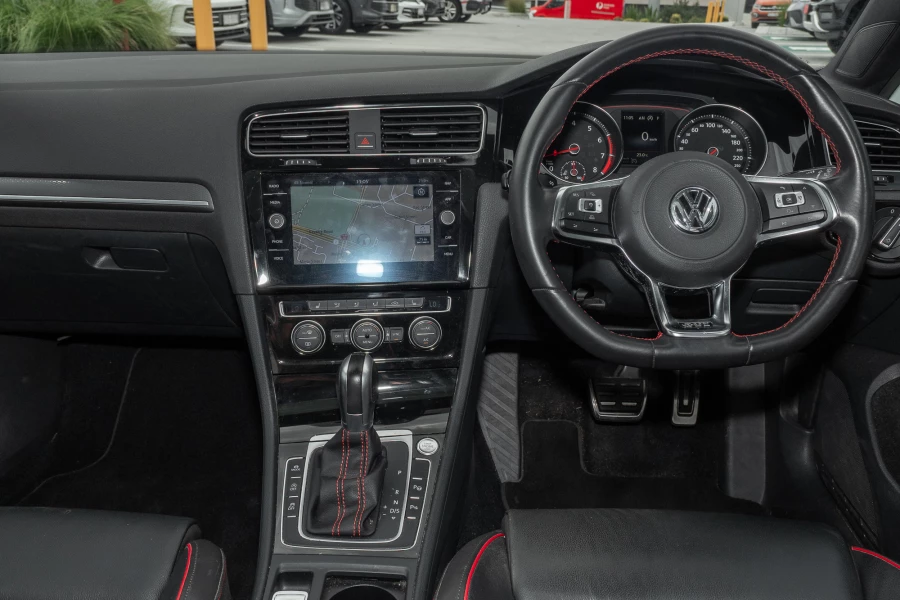 2017 MY18 Volkswagen Golf 7.5 GTI Hatch Image 7