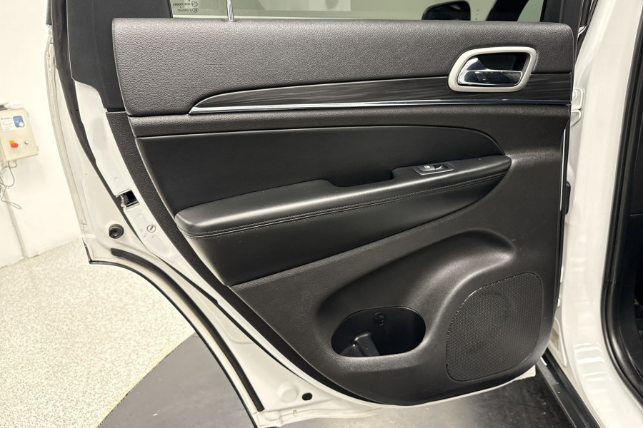 2019 Jeep Grand Cherokee WK Limited SUV Image 14