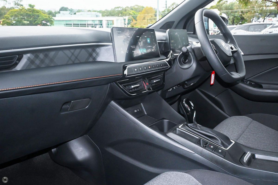 2026 MY25.5 MG MG3 ZP22 Vibe Hatch Image 7