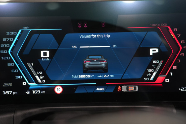 2023 BMW M4 Competition Convertible image 15