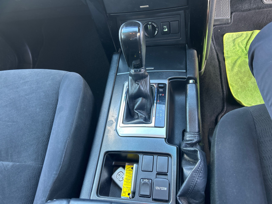 2016 Toyota LandCruiser Prado GDJ150R GXL SUV Image 28