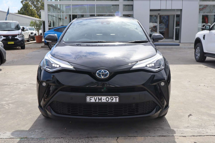 2023 Toyota C-HR  Koba SUV Image 2