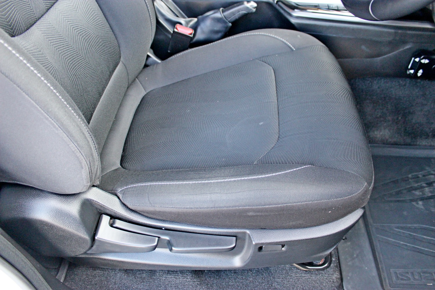 2021 Isuzu D-MAX LS-U Ute Image 12