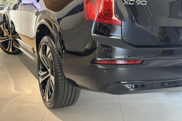 2024 MY25 Volvo XC90 L Series Ultra T8 Plug-In Hybrid SUV Image 5