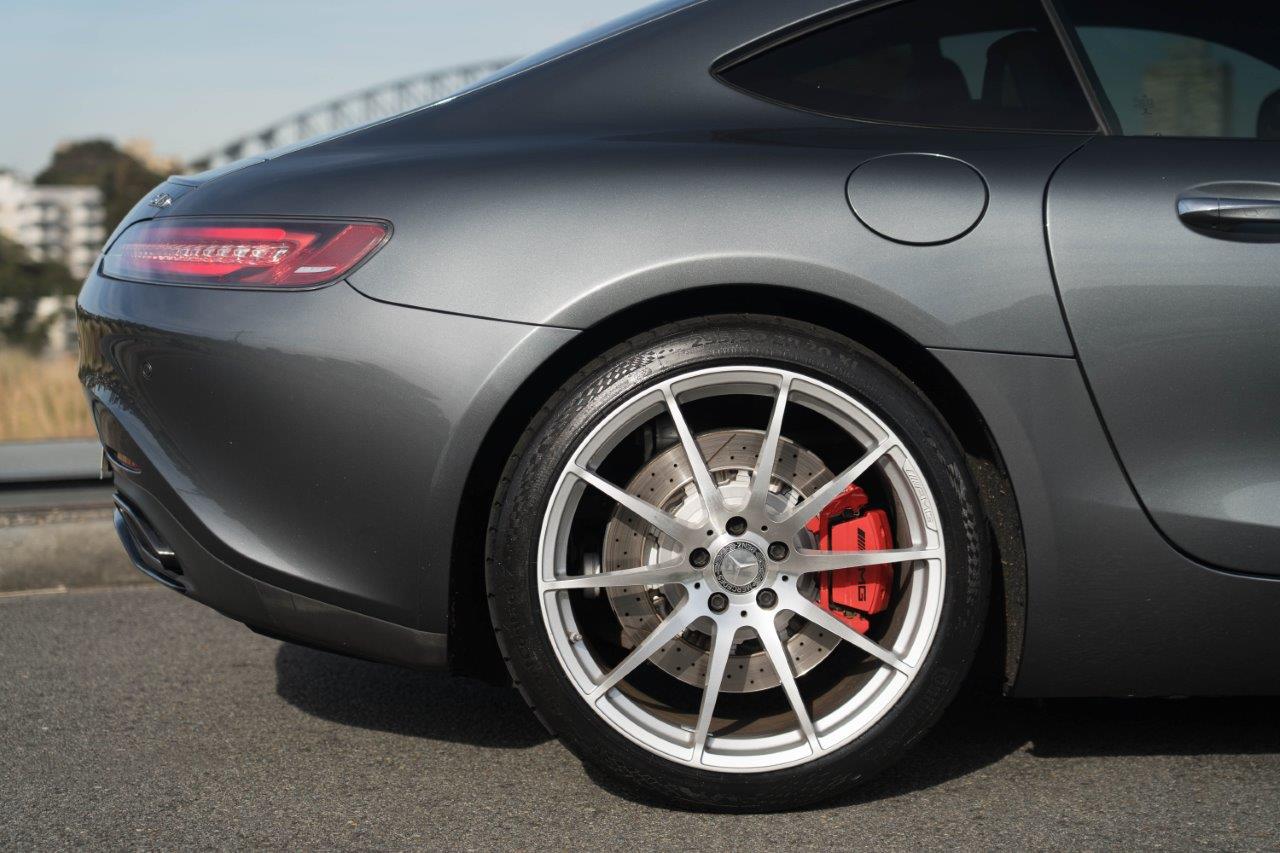 2016 Mercedes-Benz AMG GT S Coupe Image 9