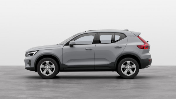 2025 Volvo XC40 XZ Plus B4 SUV image 2