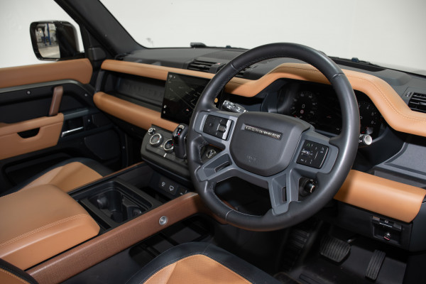 2023 Land Rover Defender L663 110 P400 X-Dynamic HSE SUV Image 15