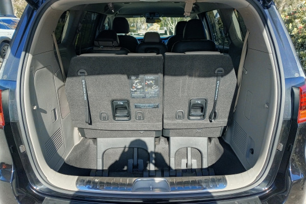 2019 Kia Carnival YP Platinum Van Image 8