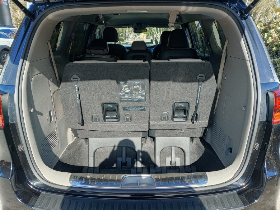 2019 Kia Carnival YP Platinum Van Image 8