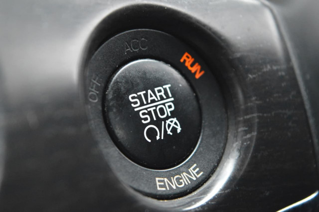 2014 Jeep Grand Cherokee Limited 11 of 27