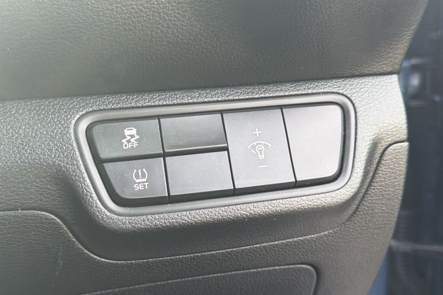 2021 MY1  Kia Cerato BD Sport+ Hatch Image 19