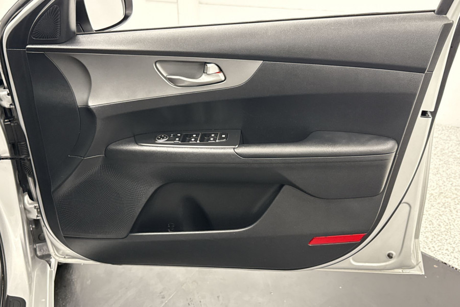 2020 Kia Cerato BD Sport Hatch Image 19