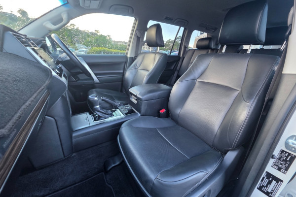 2020 Toyota LandCruiser Prado GDJ150R VX SUV Image 32