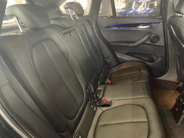 2022 BMW X1 F48 LCI sDrive20i SUV image 18