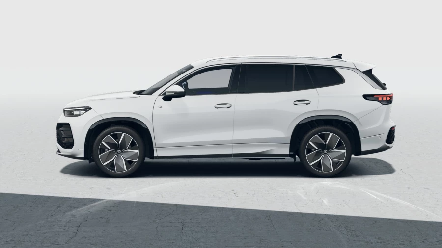2025 Volkswagen Tayron R4 195TSI R-Line SUV Image 2