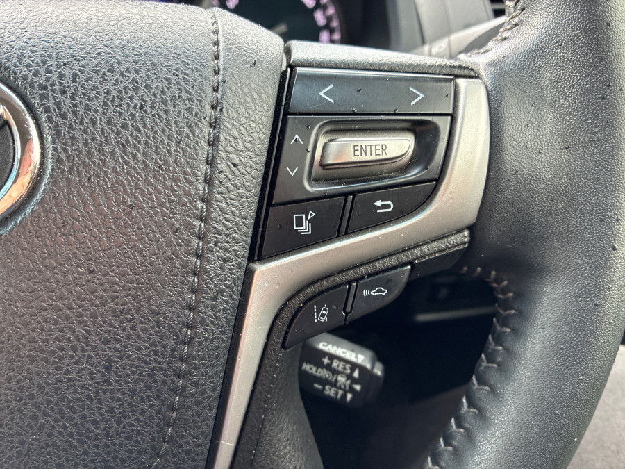 2018 Toyota LandCruiser Prado GDJ150R GXL SUV Image 21