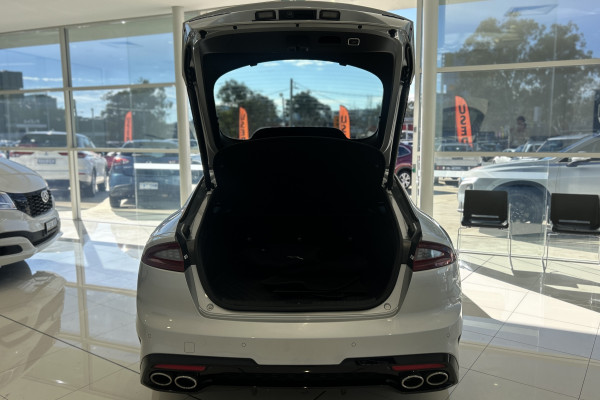 2017 MY18 Kia Stinger CK GT Coupe Image 25