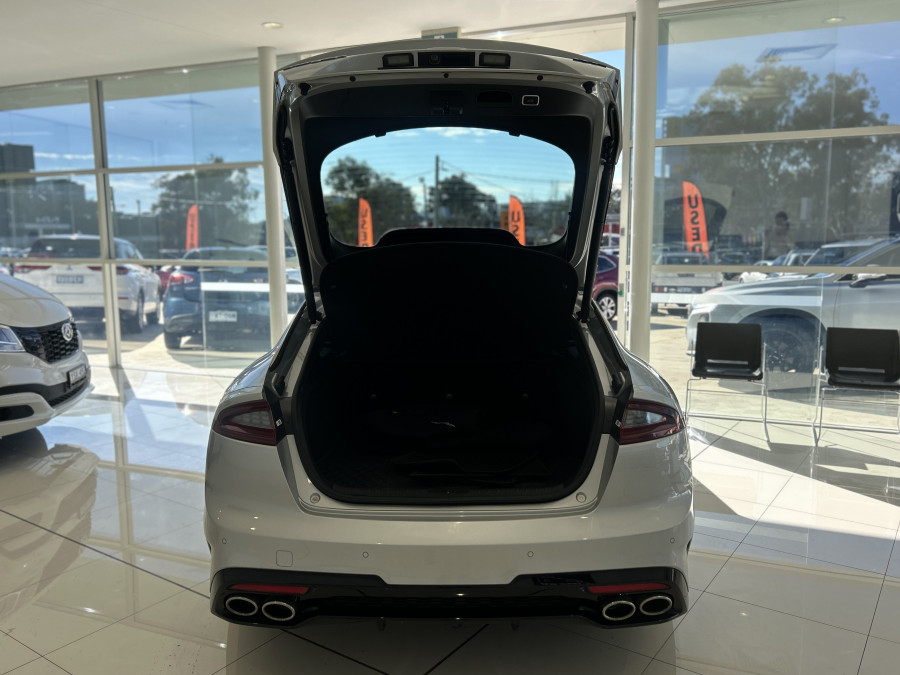 2017 MY18 Kia Stinger CK GT Coupe Image 25