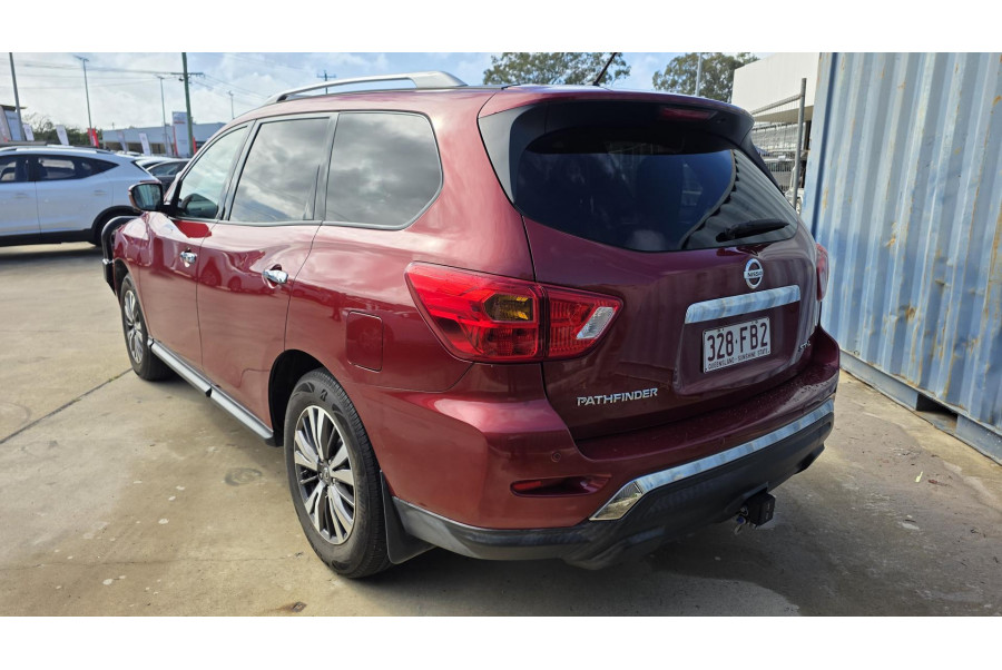 2018 MY17 Nissan Pathfinder R52 ST-L SUV Image 5